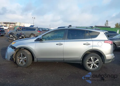 2018 Toyota Rav4 Xle из США, поврежденный, VIN JTMWFREV5JJ183053